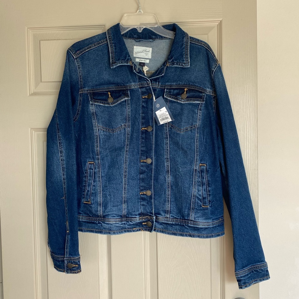JEAN JACKET ✨ with tags!